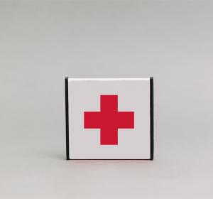 Ženklas informacinis 1.8 Med. pagalba, 93x93mm